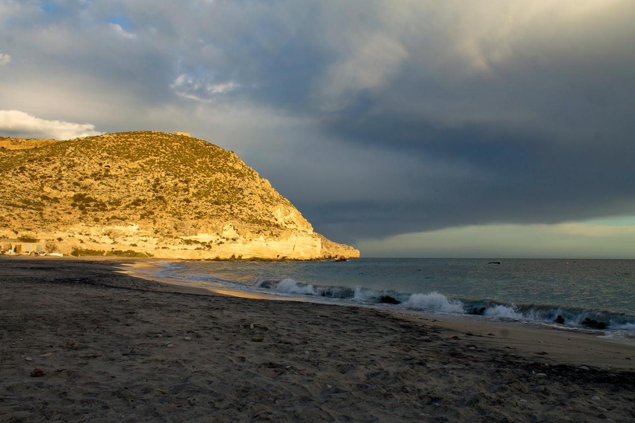 La Palmera. El Amanecer En El Parque Natural Agua Amarga  Εξωτερικό φωτογραφία